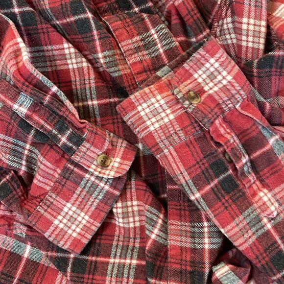 Aeropostale boyfriend fit flannel shirt.  Size XL. - Picture 7 of 7